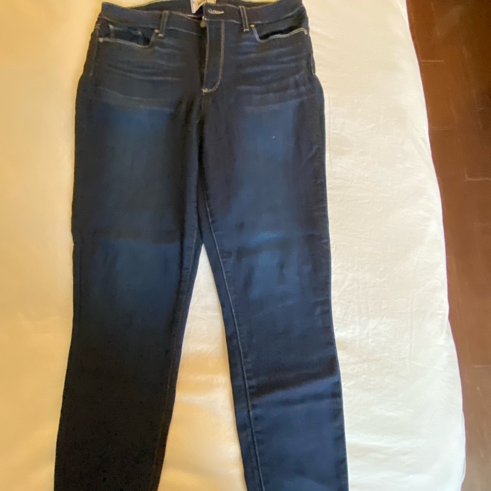 PAIGE dark wash ankle skinny jeans (Hoxton crop)